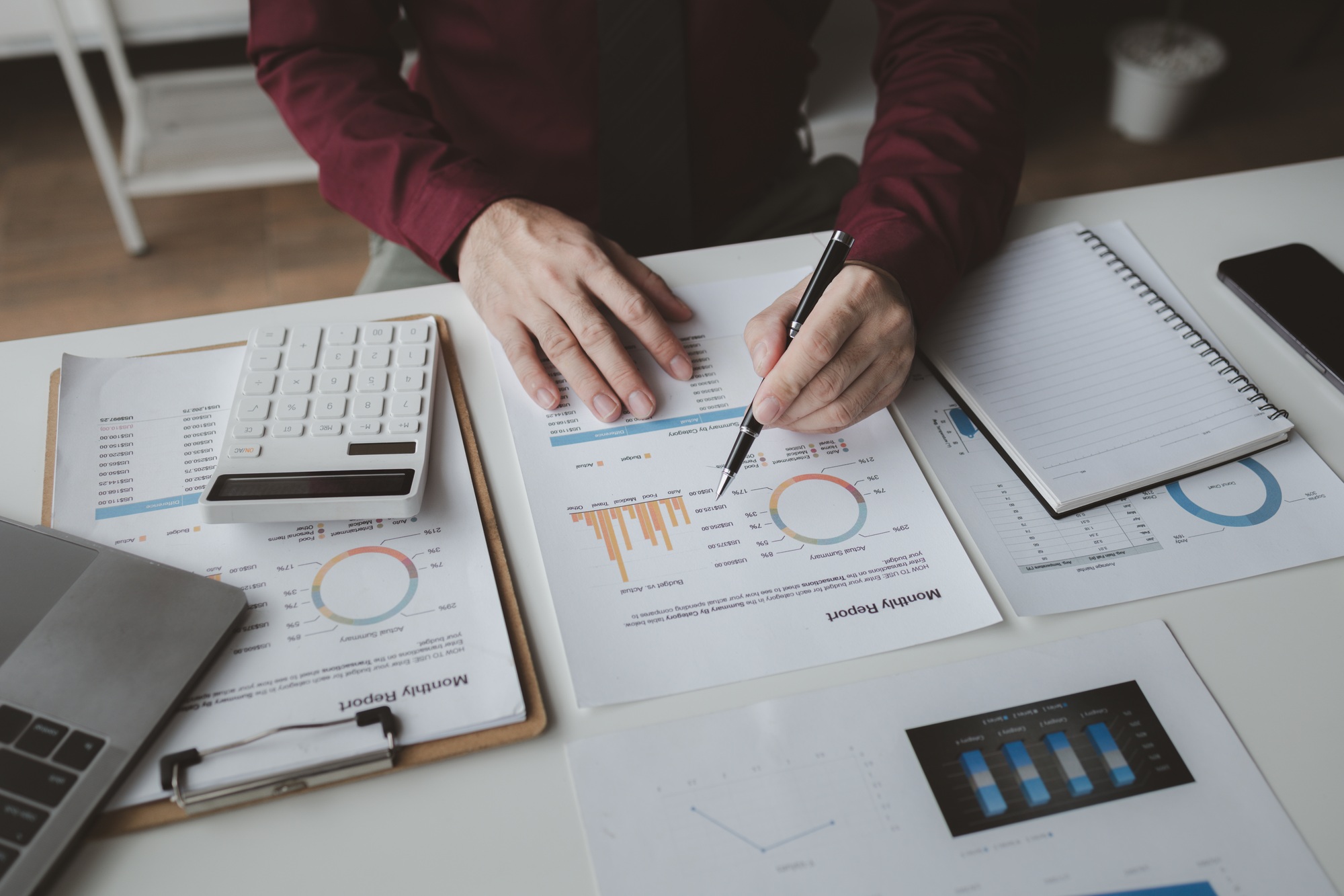 Businessmen work for financial companies and banks, financial planning for managing budgets in organ